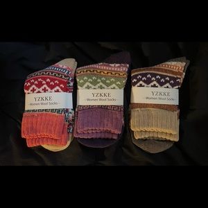 Women’s wool socks- (3 pack) BRAND NEW